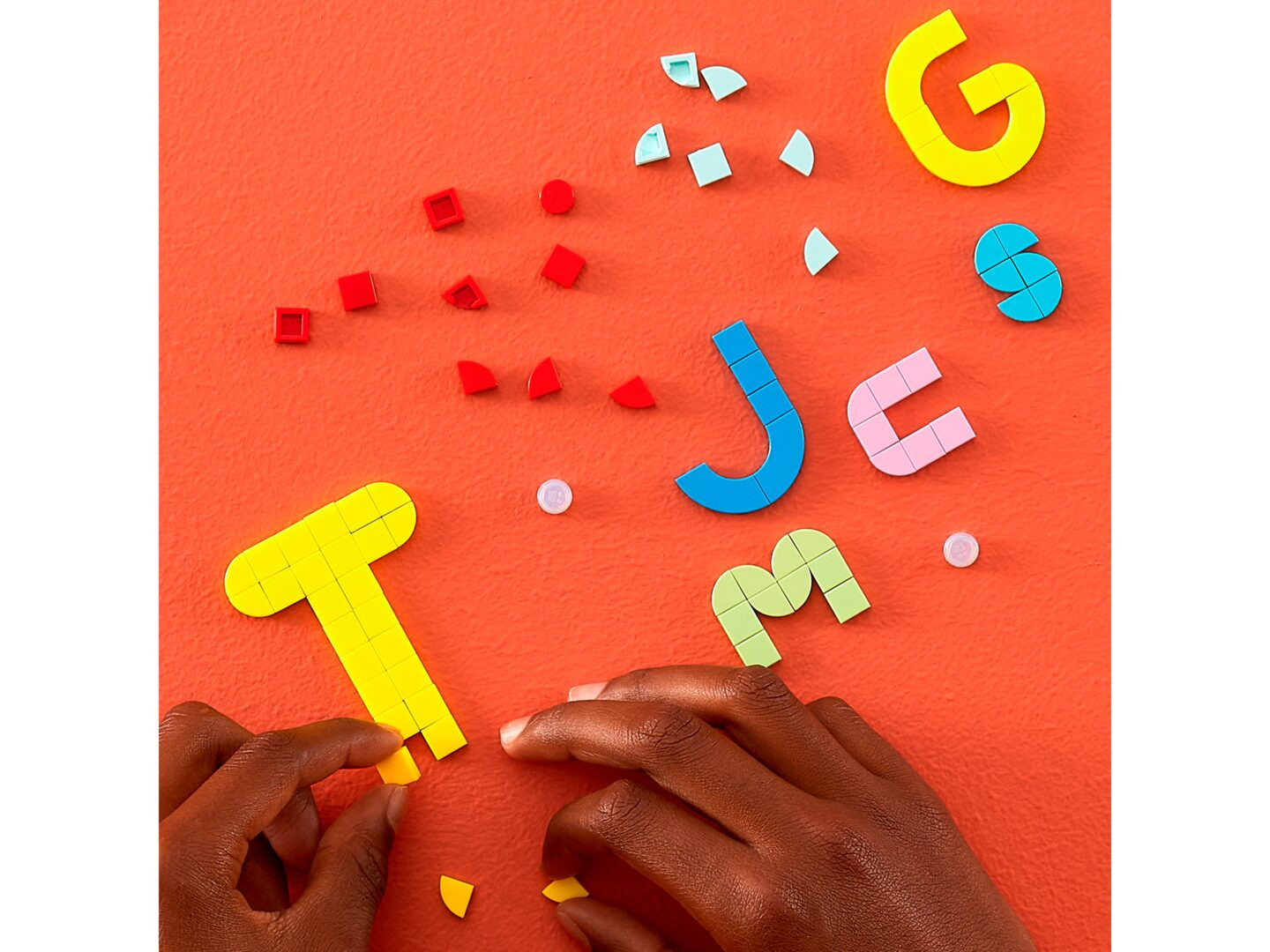 Enorm veel DOTS – letterpret — Afbeelding 7