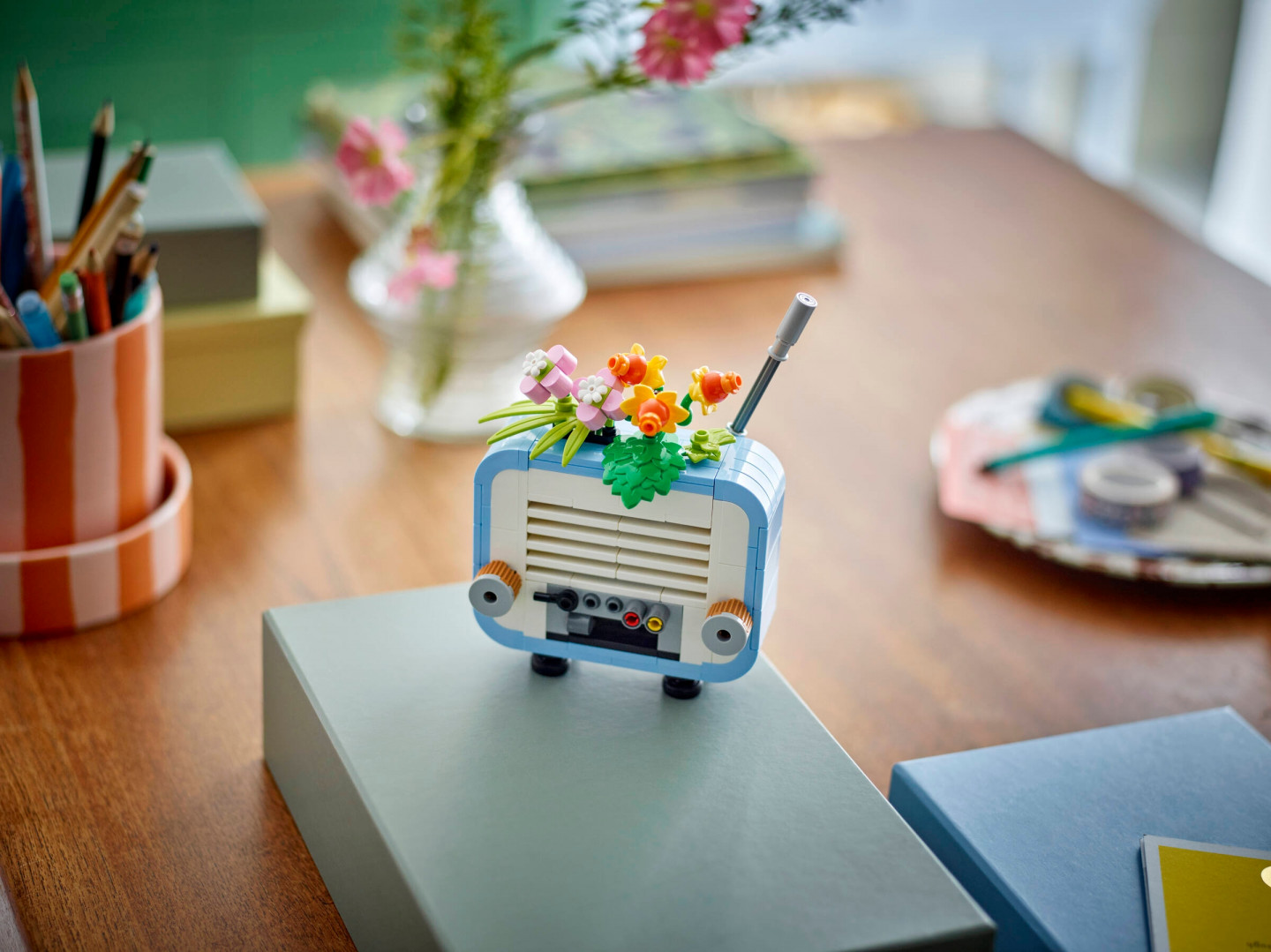 Platenspeler met bloemen — Afbeelding 9