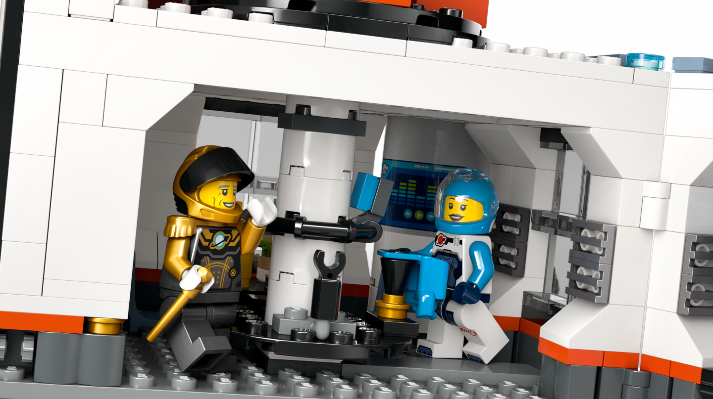 Ruimtebasis en raketlanceringsplatform — Afbeelding 4